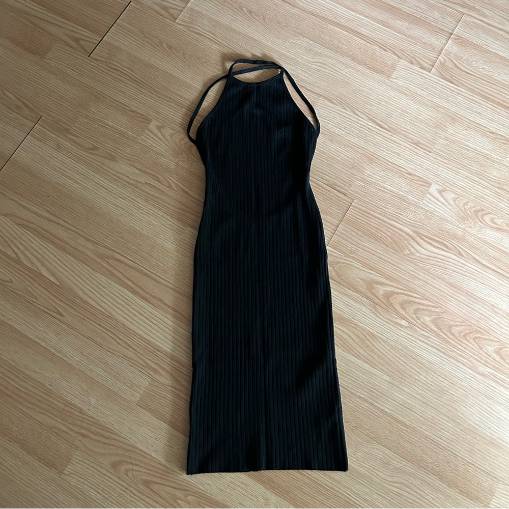Yuri Black Halter Ribbed Bodycon Backless Midi Dress Medium